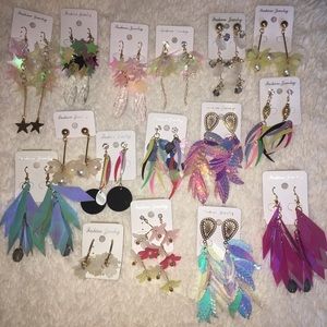 Bonitos aretes $7 cada Par $7 each Pair